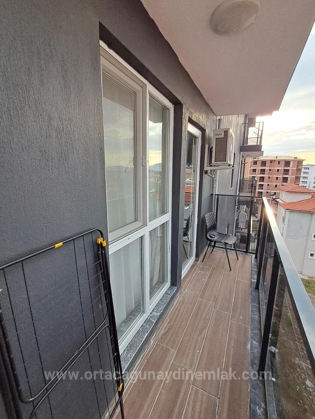 Günaydın Emlaktan Cadde Üzeri Eşyalı Satılık 1+1 Rezidans Daire