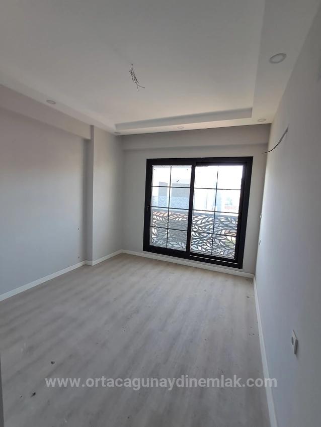 Günaydın Emlaktan Bahçelievlerde Havuzlu Site Satılık 2+1 Daire