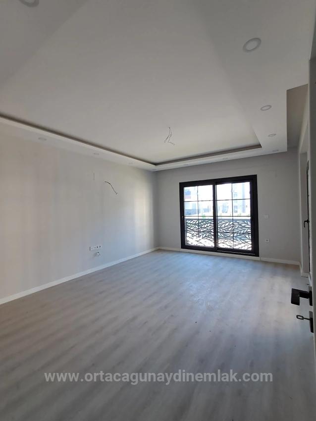 Günaydın Emlaktan Bahçelievler Mahallesinde Prestijli Havuzlu Sitede 2+1 Kapalı Mutfak