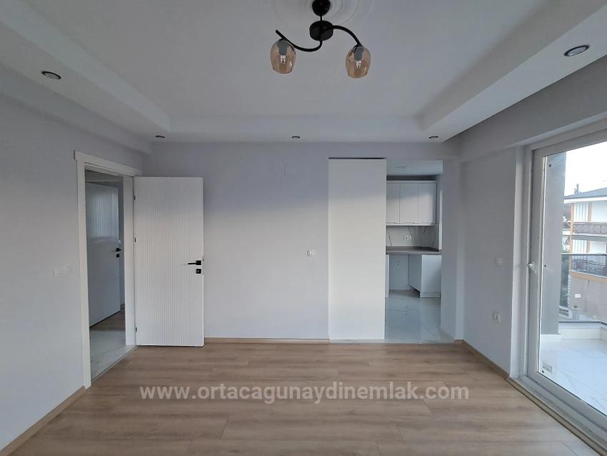 Günaydın Emlaktan Karaburunda Satılık Gizli Mutfaklı 2+1 Daire