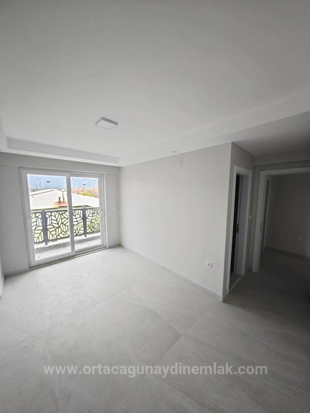 Günaydın Emlaktan Satılık Merkezde Ebeveyn Banyolu 2+1 Daire