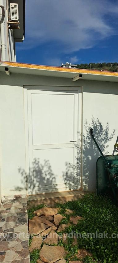 Günaydın Emlaktan Ula Kızılyakada 3+1 Özel Yapım Full Eşyalı Satılık Villa