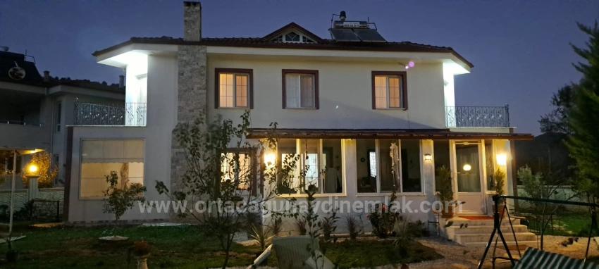 Günaydın Emlaktan Ula Kızılyakada 3+1 Özel Yapım Full Eşyalı Satılık Villa