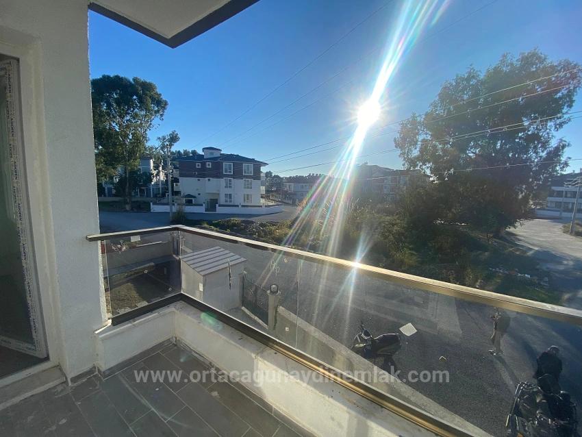 Dalaman Söğütlüyurt Mahallesinde Havuzlu Sitede 1+1 Sıfır Daire