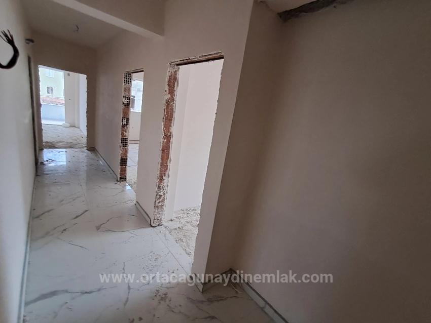 Ortaca Karaburun Mahallesinde 2+1 Sıfır Satılık Geniş Daire