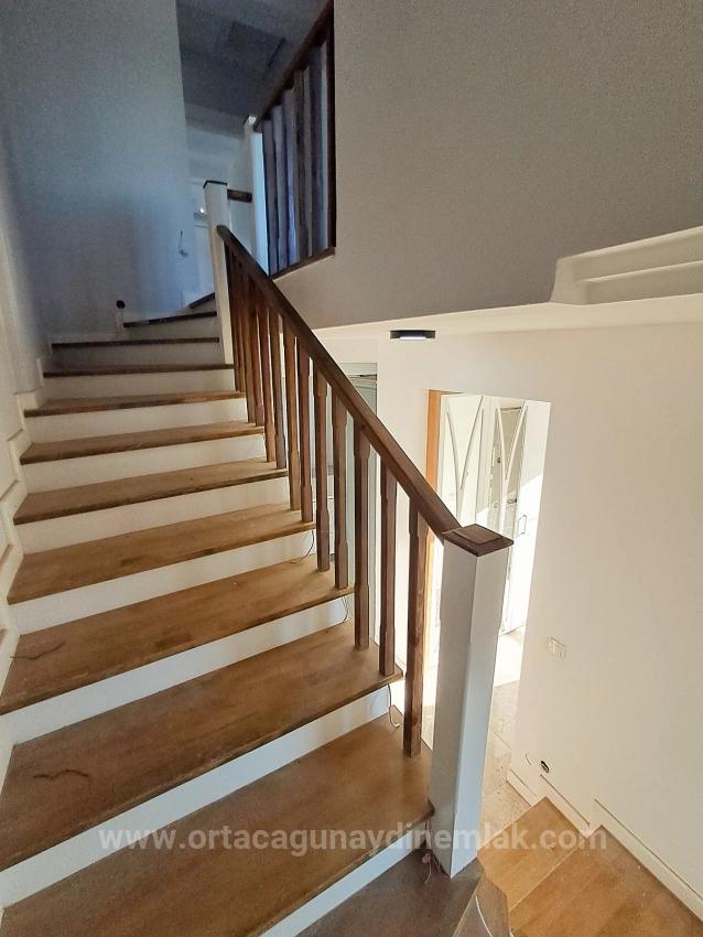 Ortaca Karaburun Mahallesinde 3+1 Kapalı Otoparklı Satılık Lüks Villa