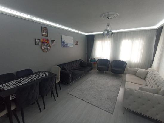 Ortaca Merkezde Kapalı Mutfak 2+1 Bakımlı Satılık Daire