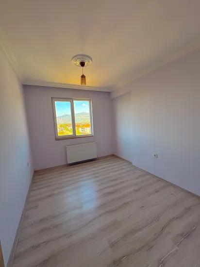 Ortaca Cumhuriyet Mah. Kaloriferli 3+1 Kiralık Daire