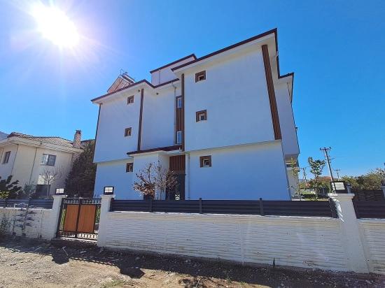 Ortaca Çaylıda Havuzlu 1+1 Satılık Sıfır Daire