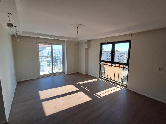 Ortaca Cumhuriyetde Kapalı Mutfak Sıfır 3+1 Satılık Fırsat Daire