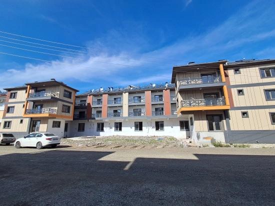 Ortaca Bahçelievlerde Havuzlu Lüks Sitede 1+1 Satılık Daire