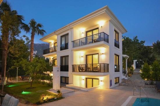Fethiye Ölüdenizde 1+1 Havuzlu Kiralık Apart