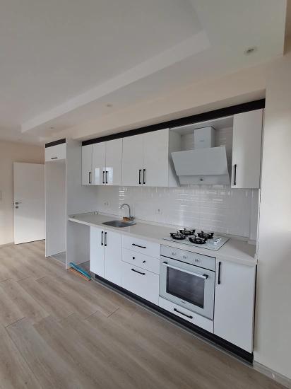 Günaydın Emlaktan Kiralık Havuzlu Sitede 2+1 Daire