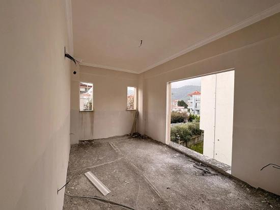 Muğla Ortaca Karaburun Mah. Geniş Havuzlu 1+1 Satılık Daire