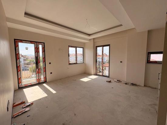 Muğla Ortaca Karaburun Mah. Geniş Havuzlu 1+1 Satılık Daire