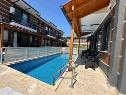 Dalyan Metinlerde Havuzlu 3+1 Satılık Villa