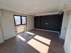 Ortaca Cumhuriyetde Kapalı Mutfak Sıfır 3+1 Satılık Fırsat Daire