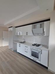 Günaydın Emlaktan Kiralık Havuzlu Sitede 2+1 Daire