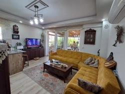 Günaydın Emlaktan Bahçelievlerde Müstakil Girişli 2+1 Satılık Daire