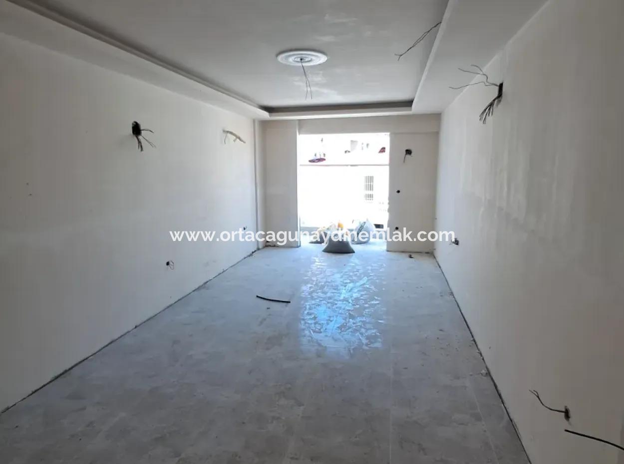 Ortaca Merkezde Ebeveyn Banyolu Geniş Satılık 2+1 Daire