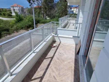 Dalaman Hürriyetde 70 M2 Yüzme Havuzlu Satılık 1+1 Daire
