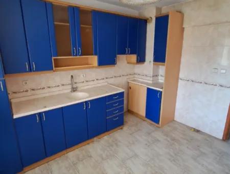 Ortaca Cumhuriyetde Kiralık 2+1 Kapalı Mutfak Daire