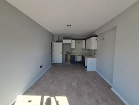 Ortacada Yüzme Havuzlu 2+1 Geniş Satılık Daire