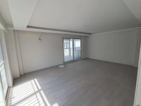 Ortaca Karaburunda Satılık 3+1 Havuzlu Villa