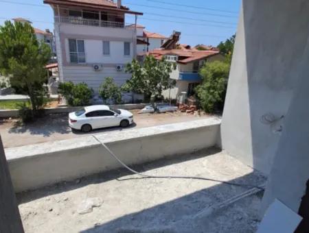 Günaydın Emlak'tan Ortaca Merkezde 2+1 Satılık Daire 3 Aya Teslim