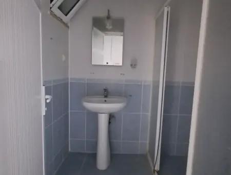 Günaydın Emlak'tan Ortaca Merkezde 2+1 Tadilatlı Satılık Daire