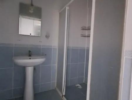 Günaydın Emlak'tan Ortaca Merkezde 2+1 Tadilatlı Satılık Daire
