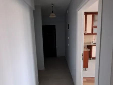 Günaydın Emlak'tan Ortaca Merkezde 2+1 Tadilatlı Satılık Daire