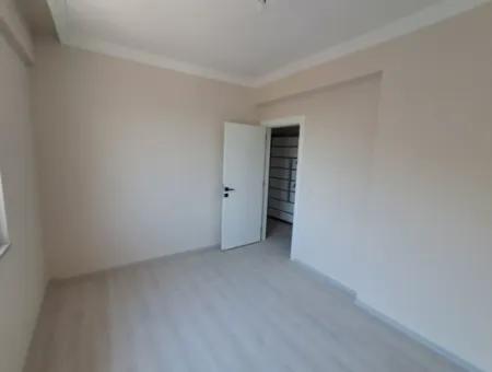Günaydın Emlak'tan Ortaca Yerbelende Havuzlu 1+1 Satılık Daire