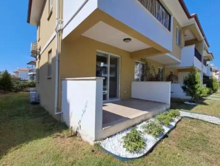 Ege Tatil Sitesi Havuzlu Lüks Eşyalı 2+1 Kiralık Daire