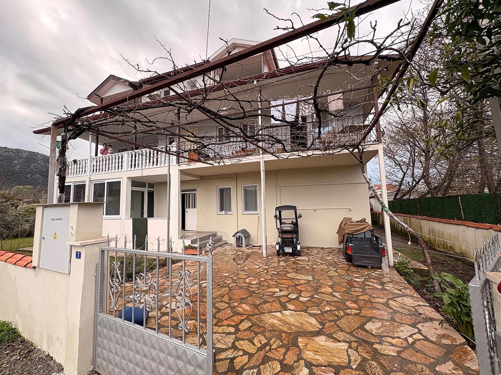 Dalyan Okçularda 496 M2 Satılık Arsa Ve Bina