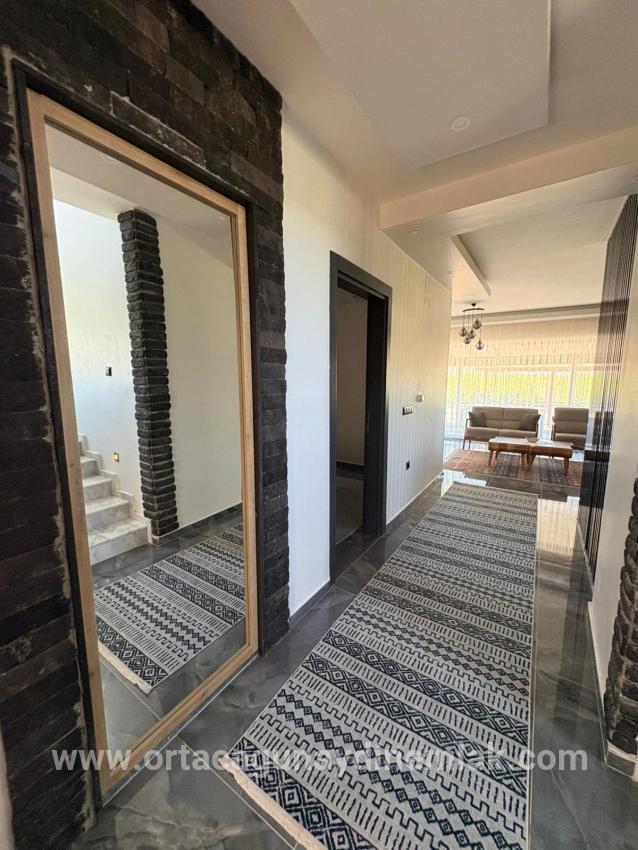 Ortaca Eskiköy Mah. Satılık 4+1 Çiftlik Evi - 14.100 m²