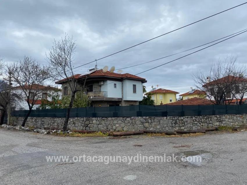 Ortaca Dalyan Mah. Satılık 4+1 Villa - 500 m²