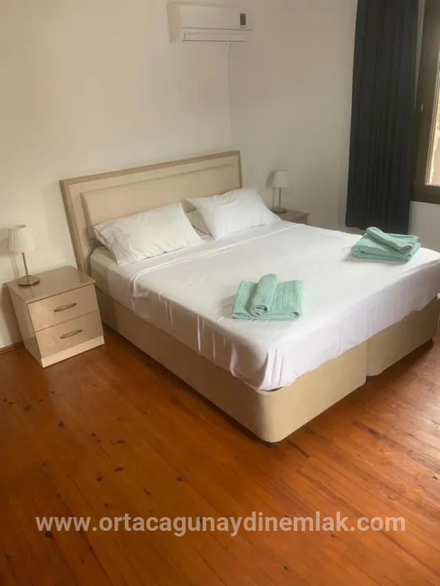 Ortaca Dalyan Mah. Satılık 4+1 Villa - 500 m²