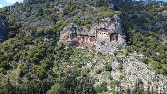 Dalyan Merkez De 500 M2 Arsa İçinde Kiralık 2+1 Müstakil Ev